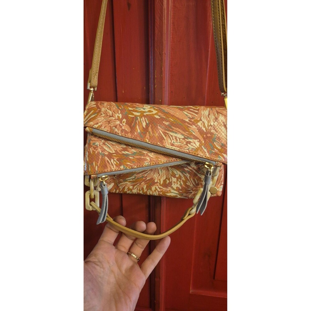 NWOT Hammitt Dillon Reversible Garden Party Leather Crossbody Bag 6 In 1 $395 - Picture 3 of 16